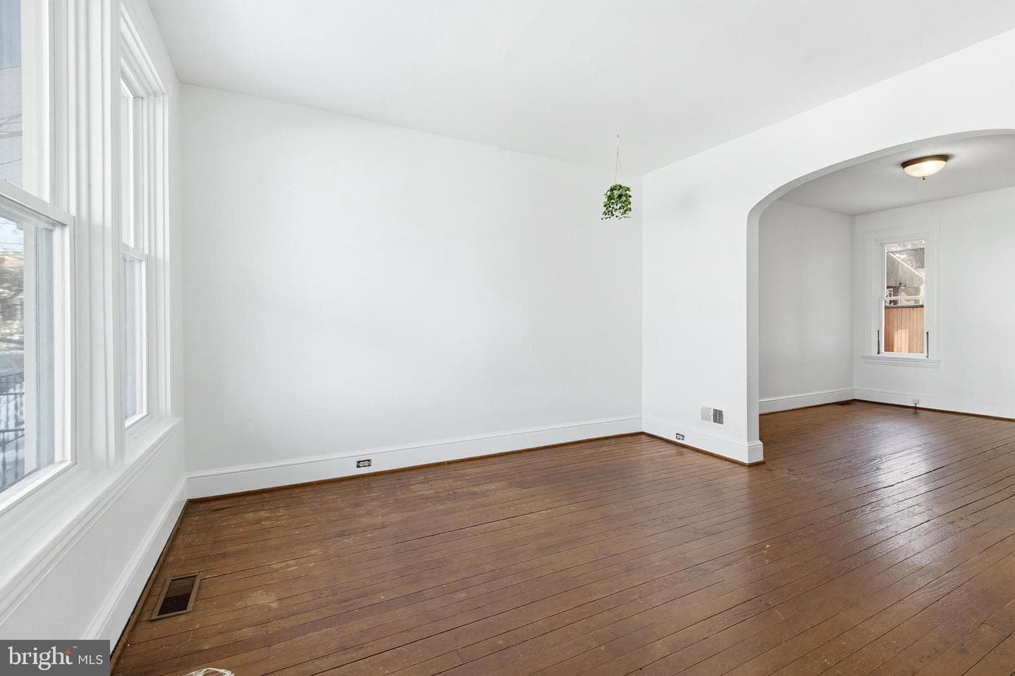 544 N Mary Street photo 9