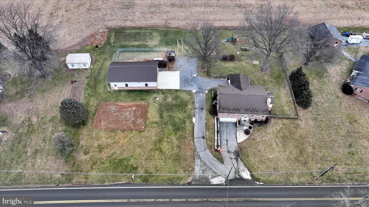 740 S Cocalico Road photo 3
