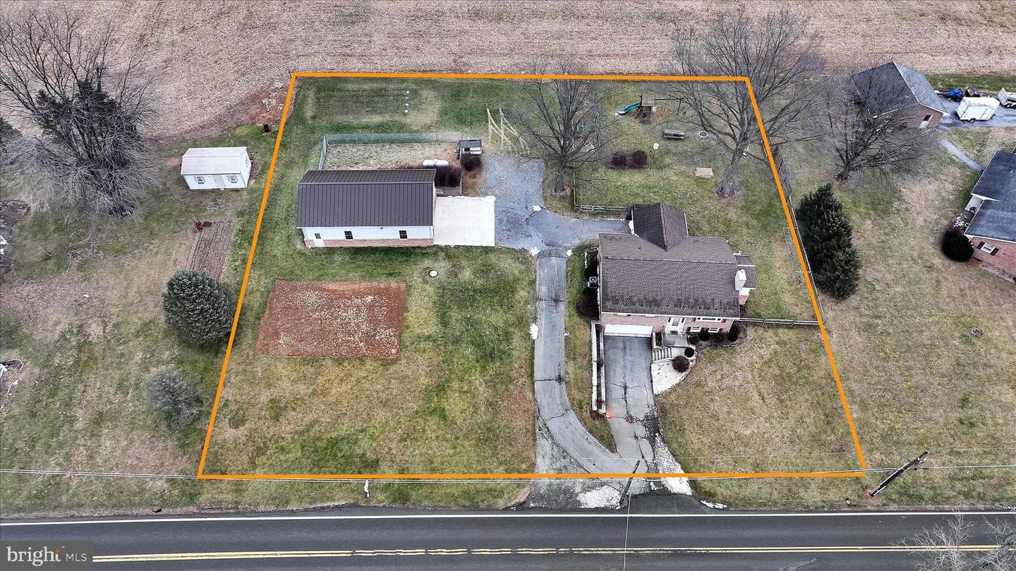 740 S Cocalico Road photo 6
