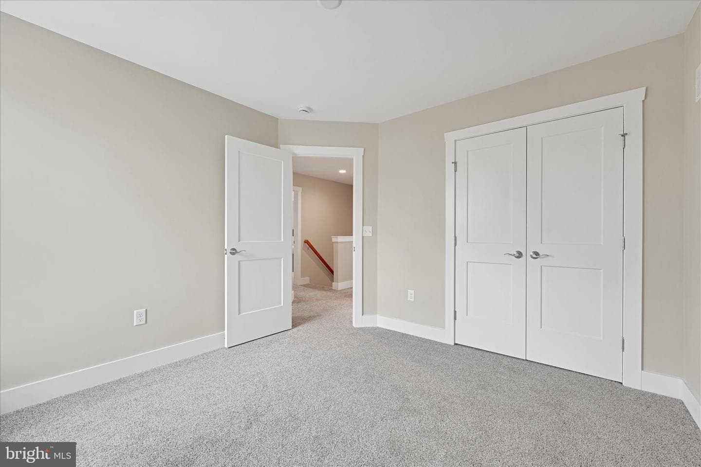 256 Pilgrim Drive photo 25