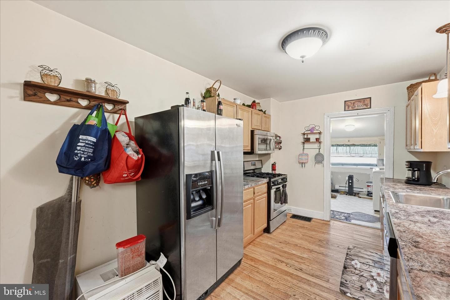 691 Cherry Street photo 9