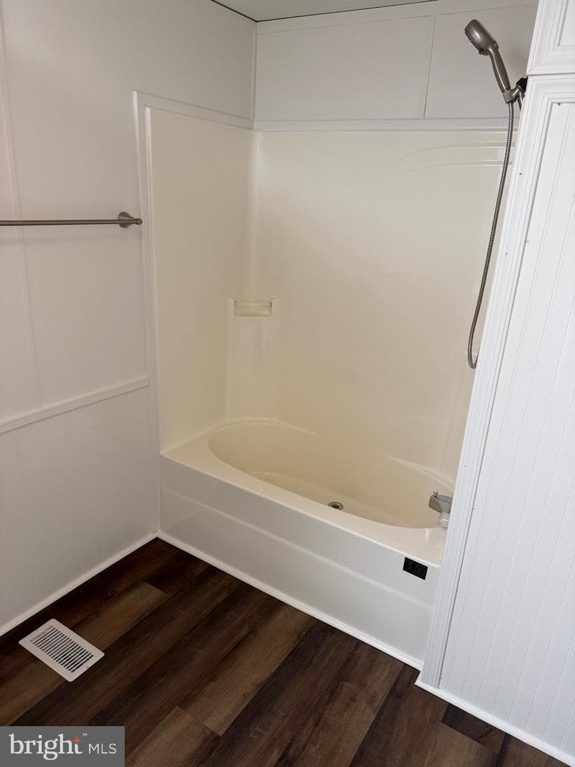 29 Hilltop Avenue photo 18