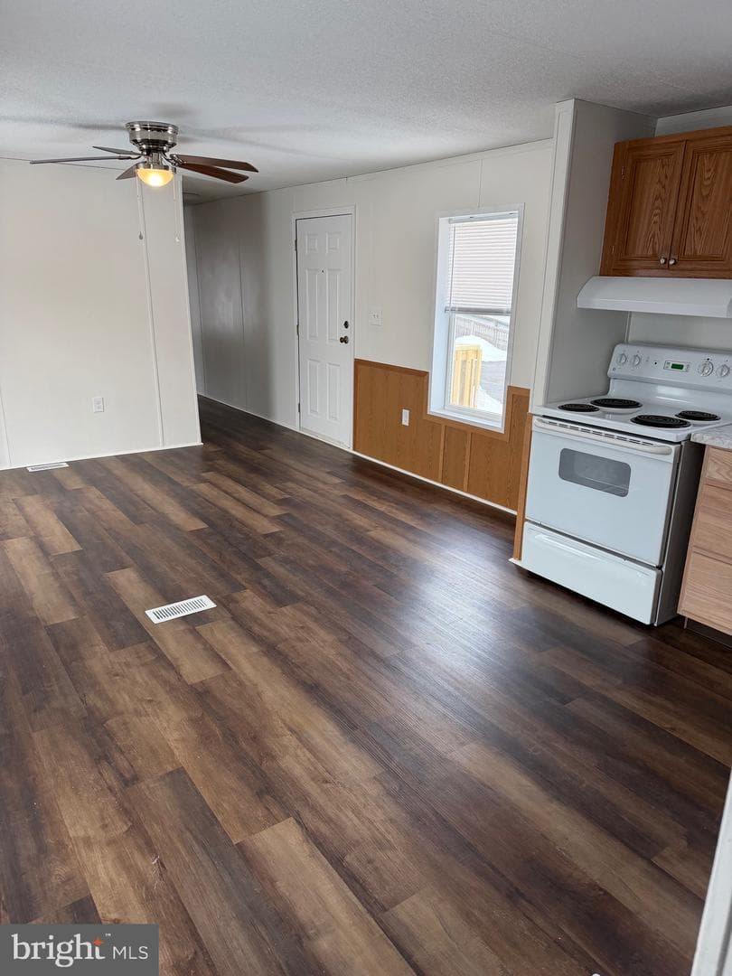 29 Hilltop Avenue photo 5