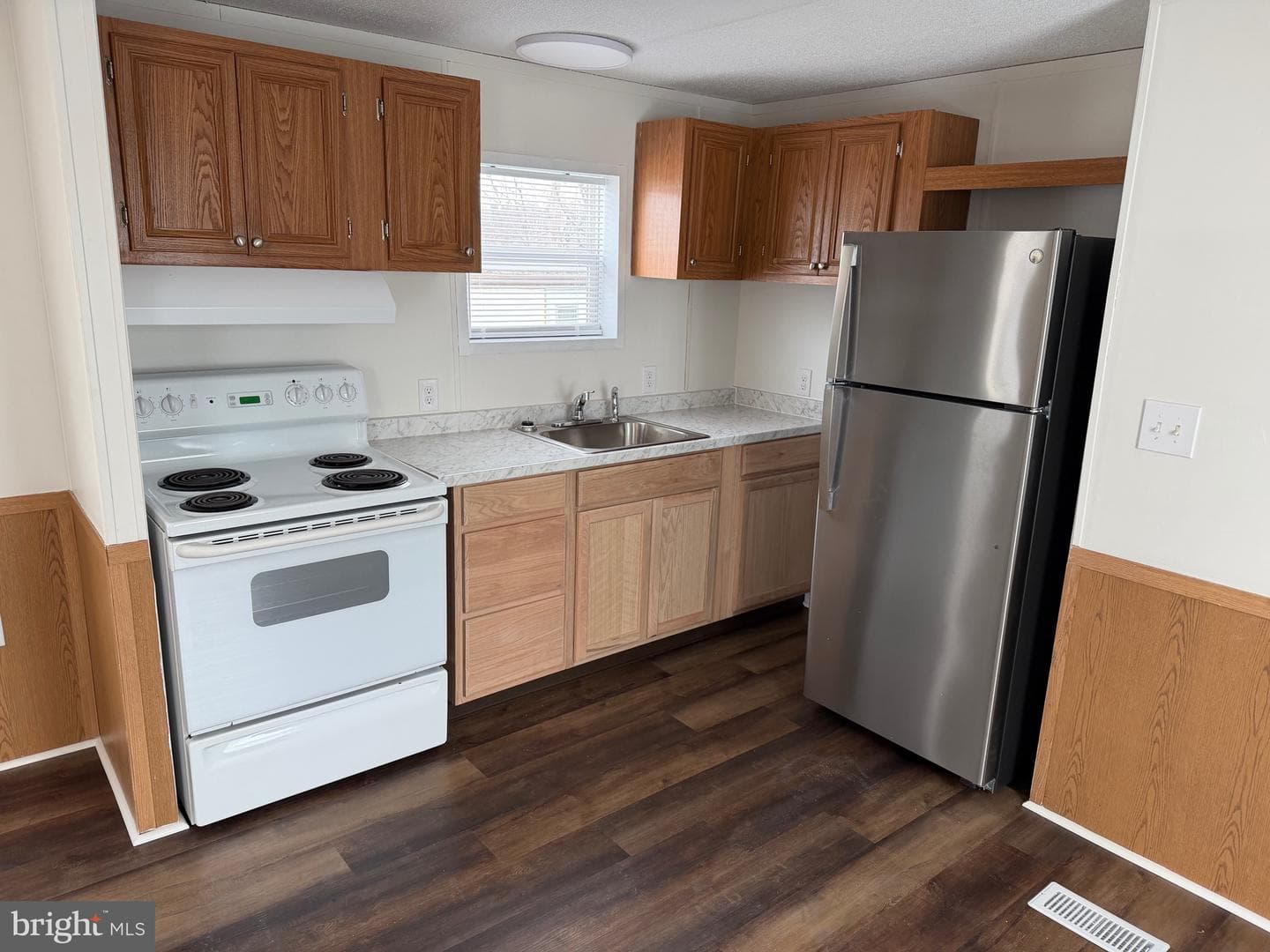 29 Hilltop Avenue photo 7
