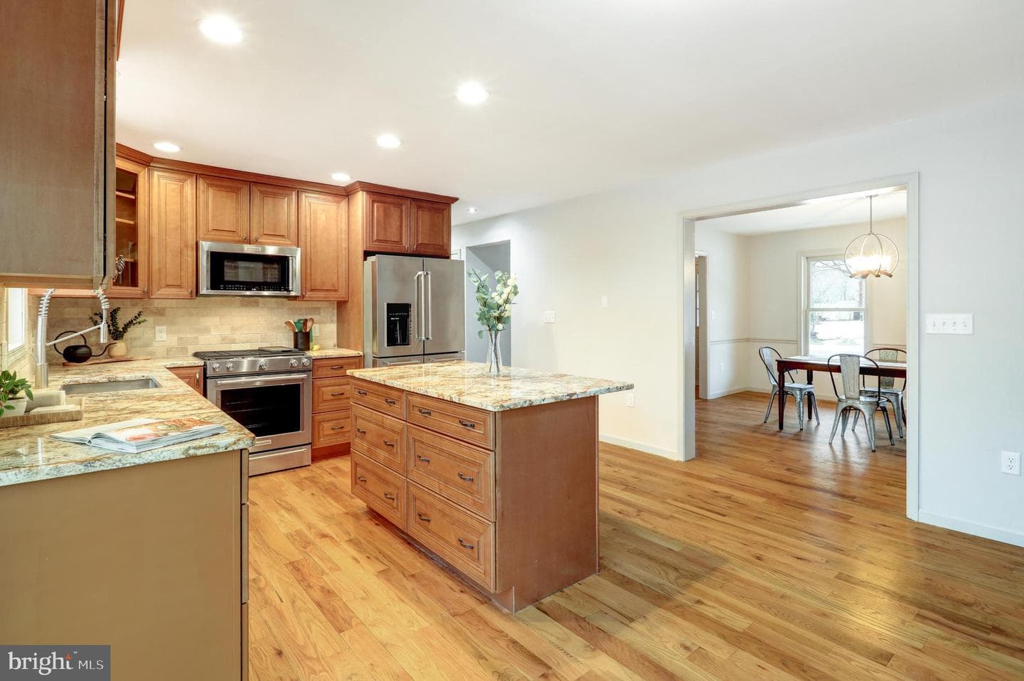 152 Kings Gate Drive photo 10