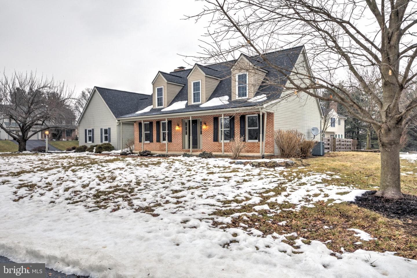 152 Kings Gate Drive photo 36