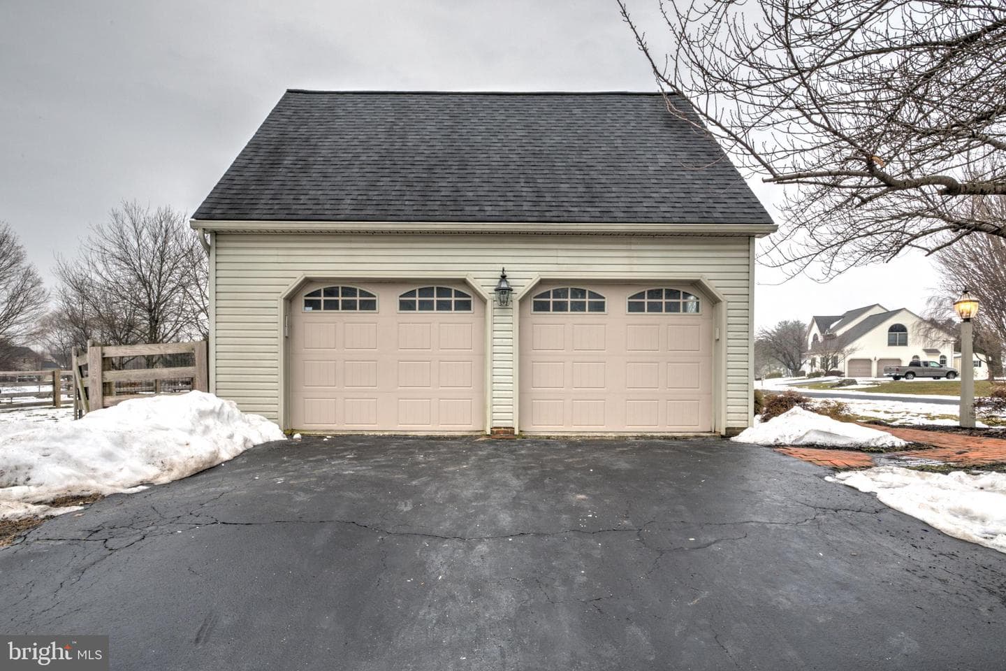 152 Kings Gate Drive photo 41