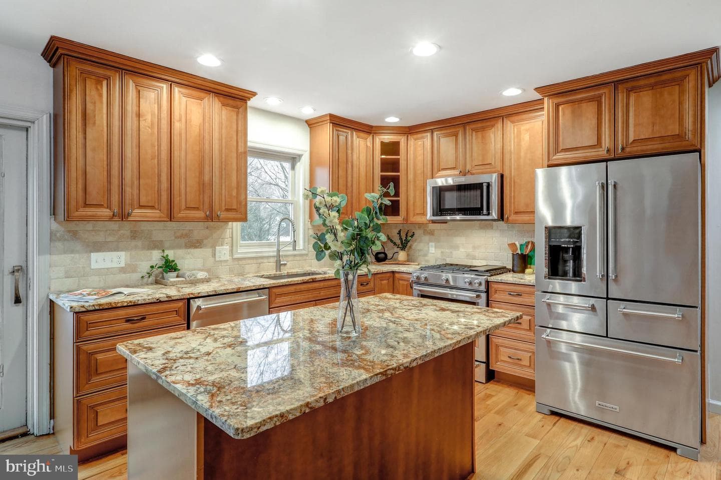 152 Kings Gate Drive photo 9