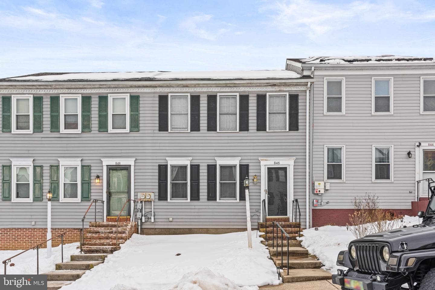 846 Marjory Terrace photo 1