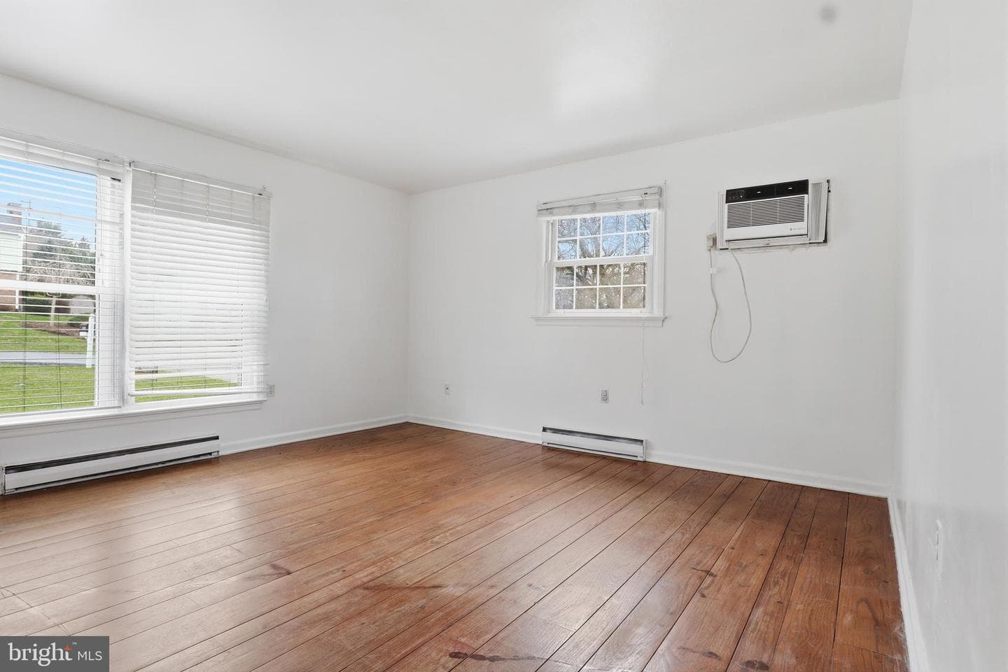 1529 Springside Drive photo 17