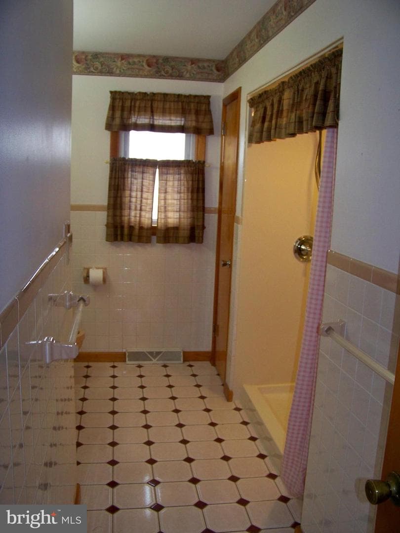 176 Scotland Road photo 10