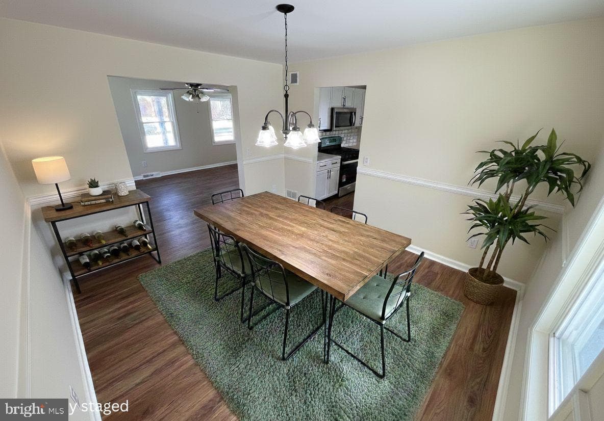 325 Village Spring Lane photo 5