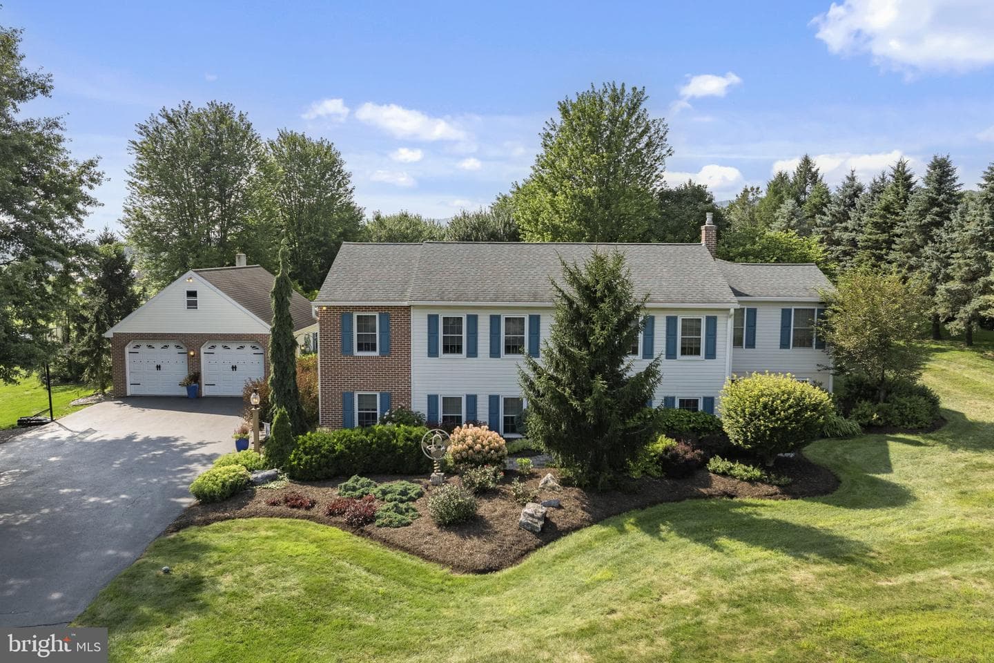 105 Whitehall Road photo 10