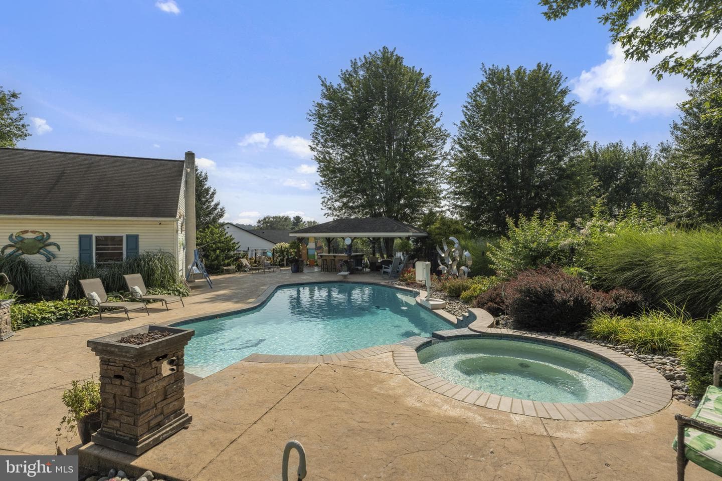 105 Whitehall Road photo 17