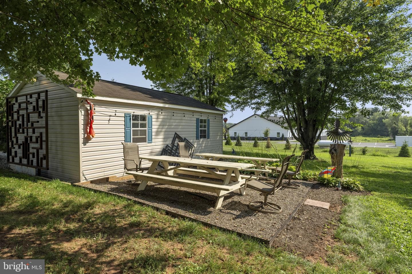 105 Whitehall Road photo 33