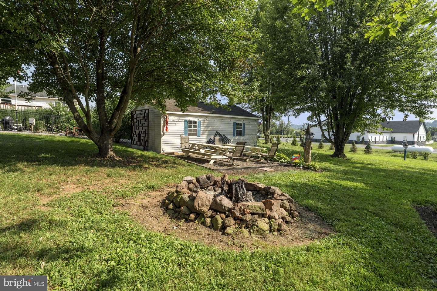 105 Whitehall Road photo 34
