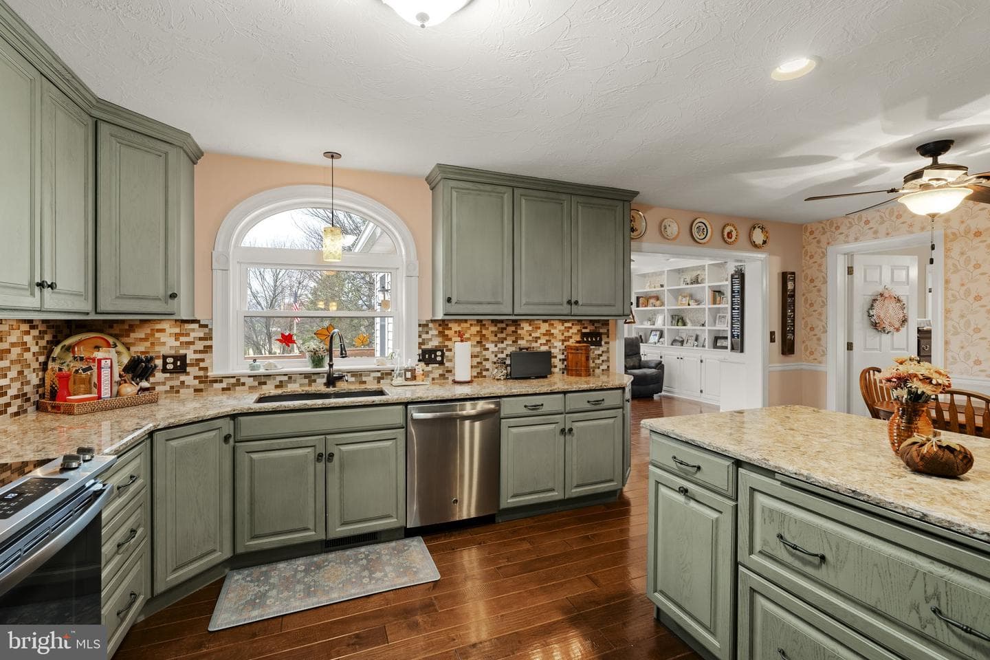 105 Whitehall Road photo 45