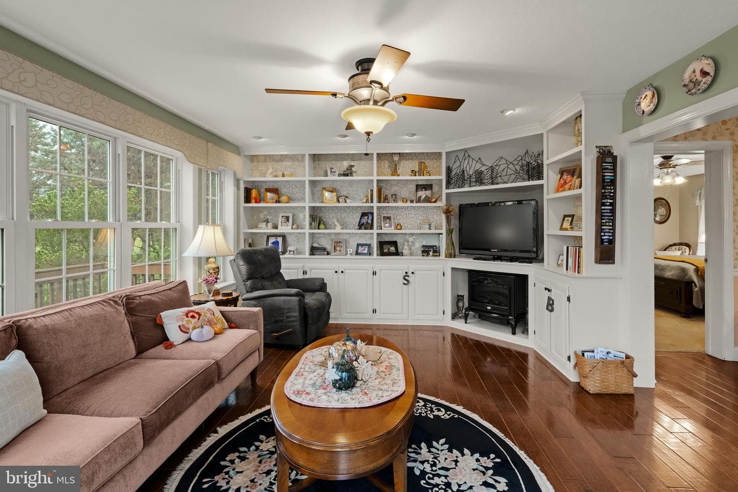 105 Whitehall Road photo 48