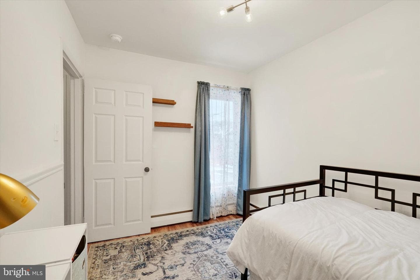 152 N 7th Street photo 17