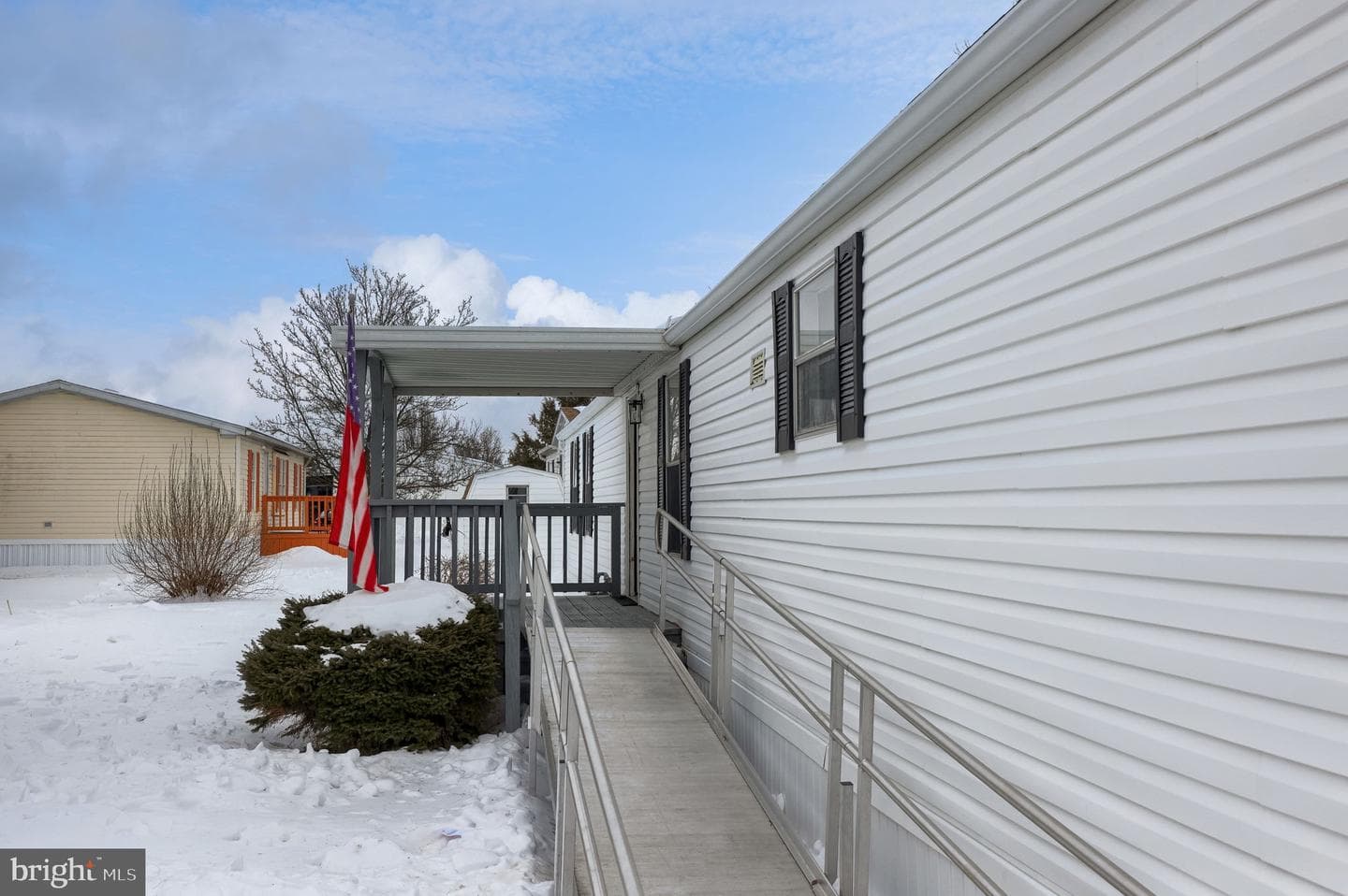 215 Fawn Meadow Crossing photo 23