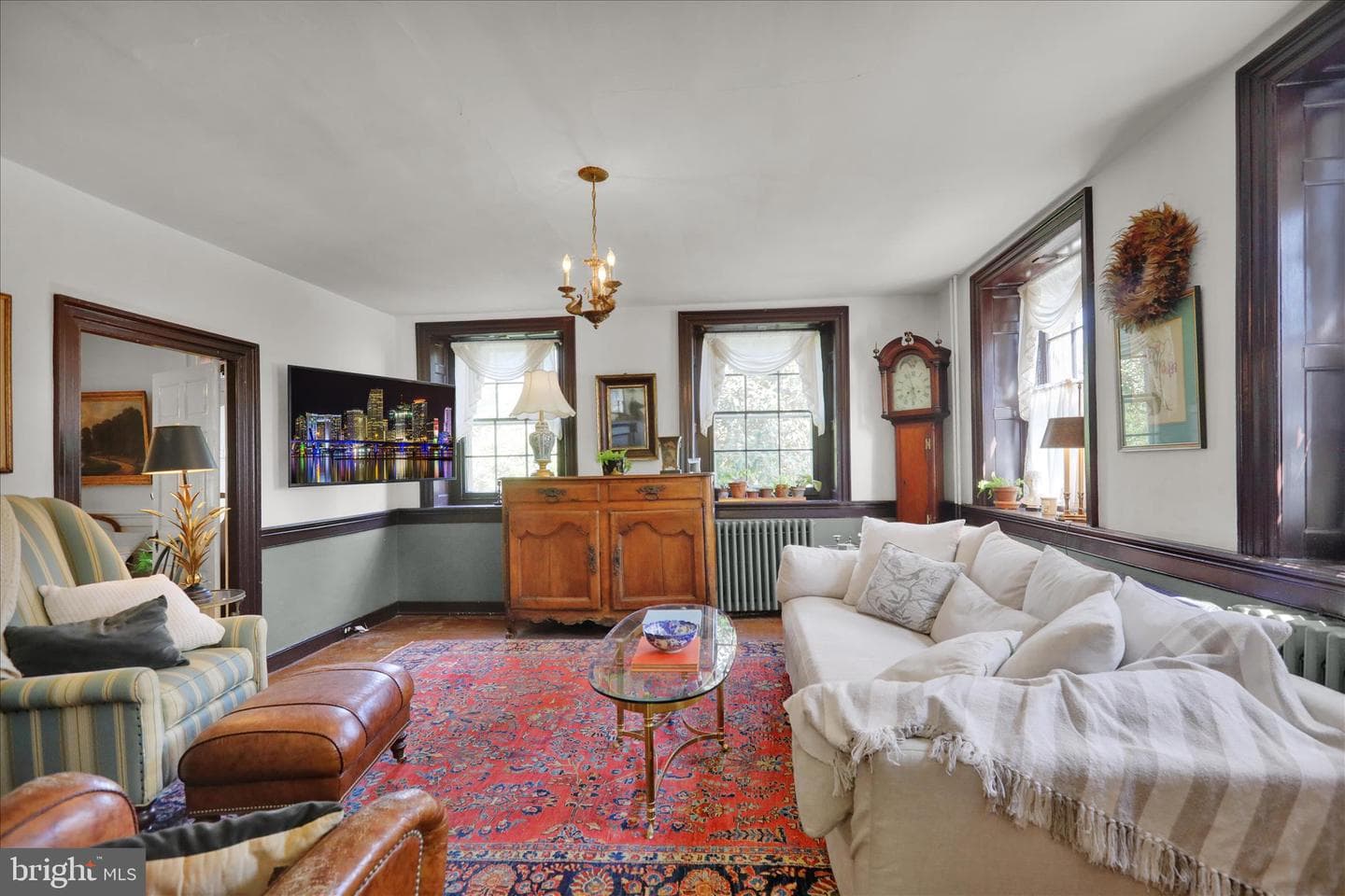 27 E Main Street photo 19