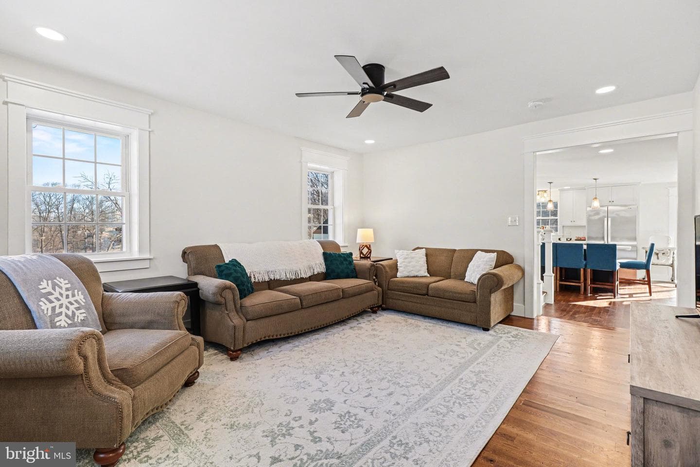 629 Park Hill Drive photo 8