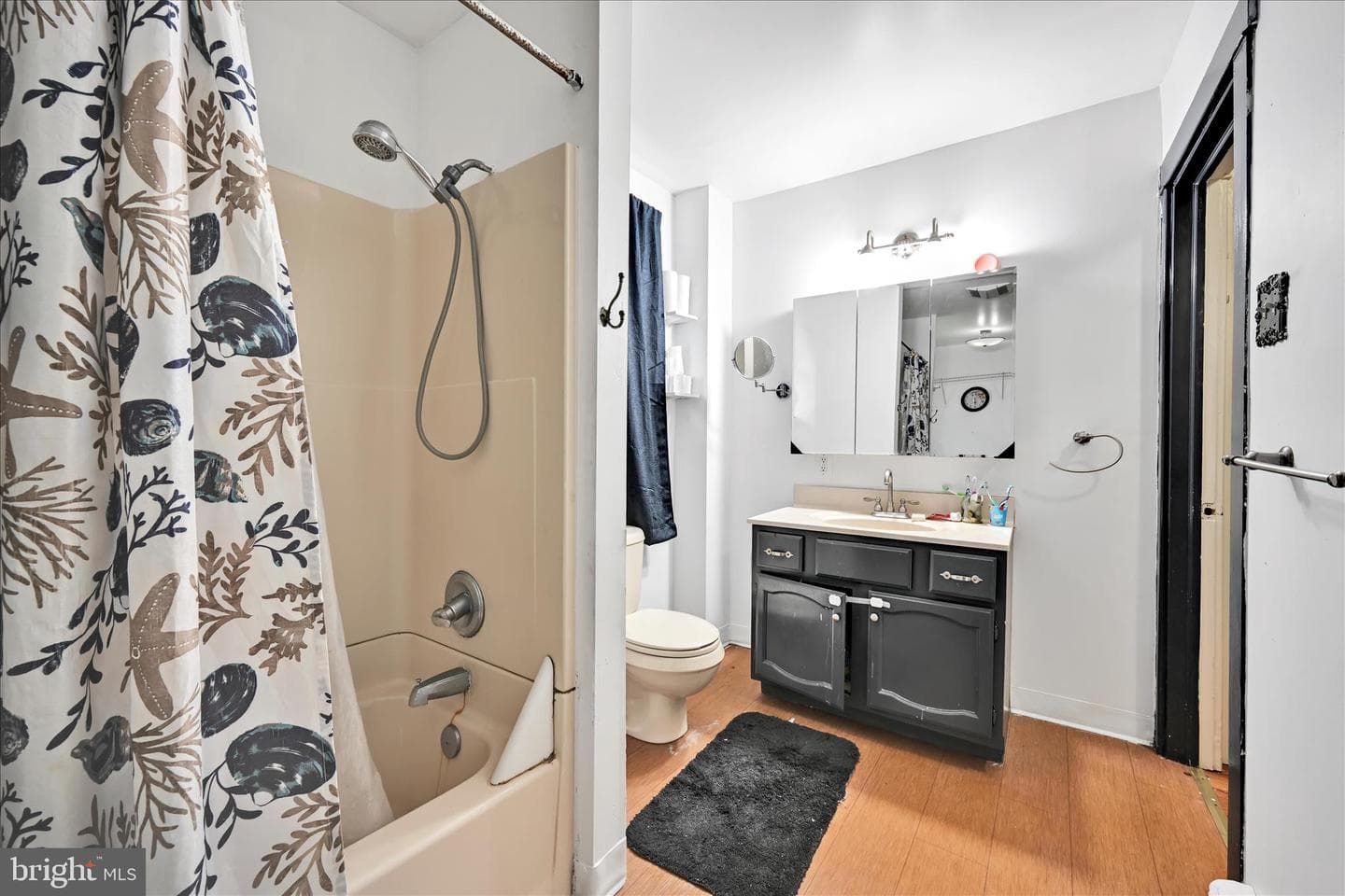 132 Reo Avenue photo 16