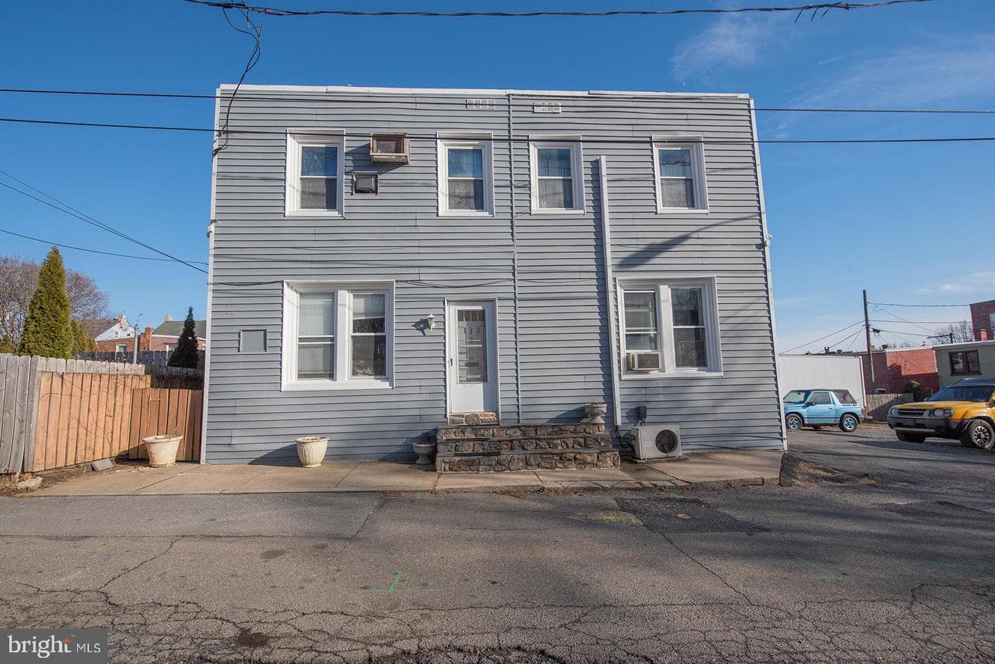 132 Reo Avenue, Lancaster