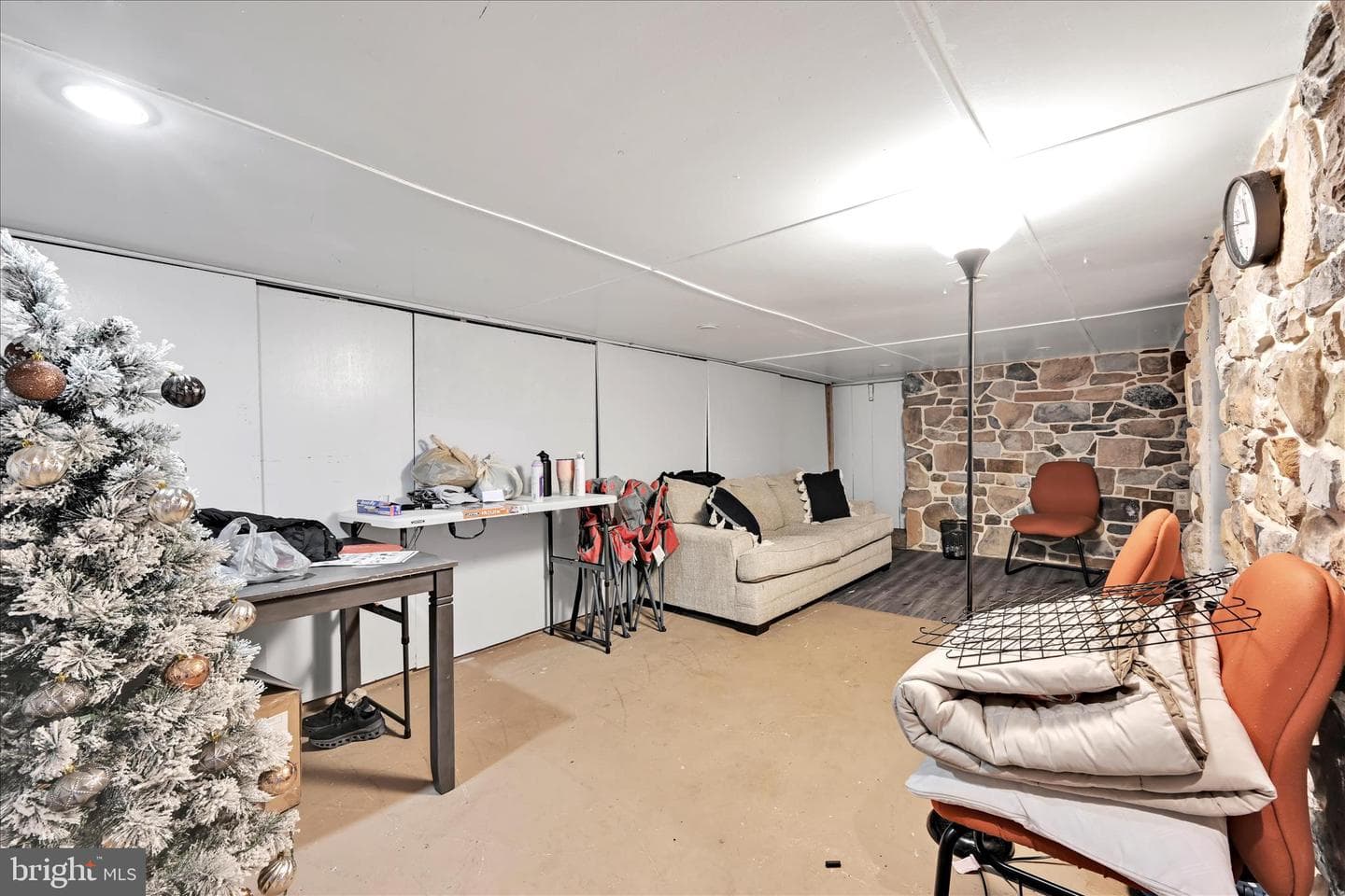 132 Reo Avenue photo 24