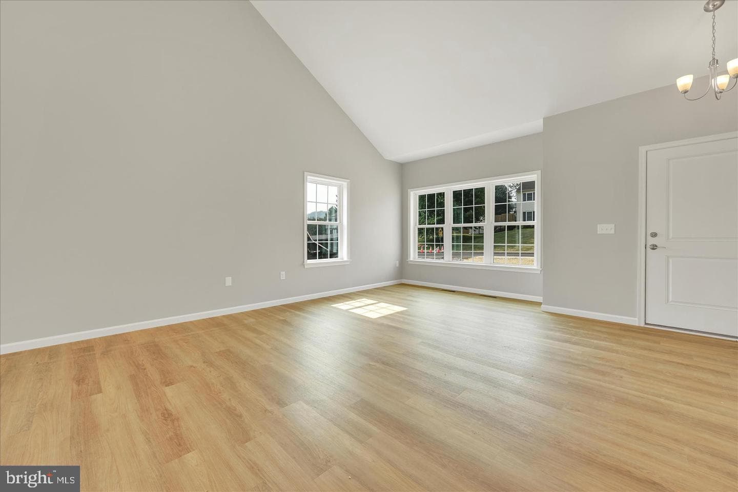 231 Pilgrim Drive, Lancaster
