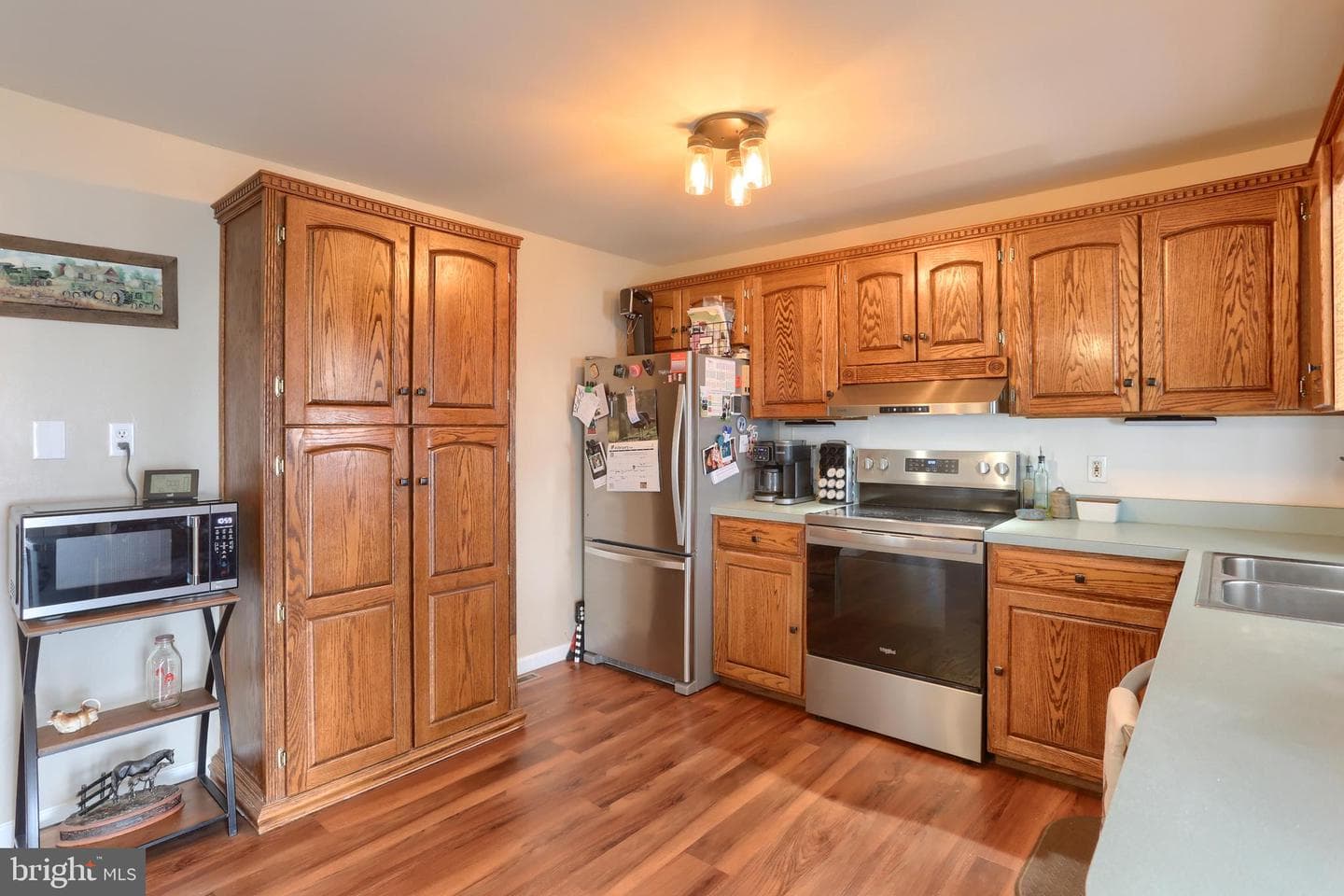 1762 Stonemill Drive photo 12