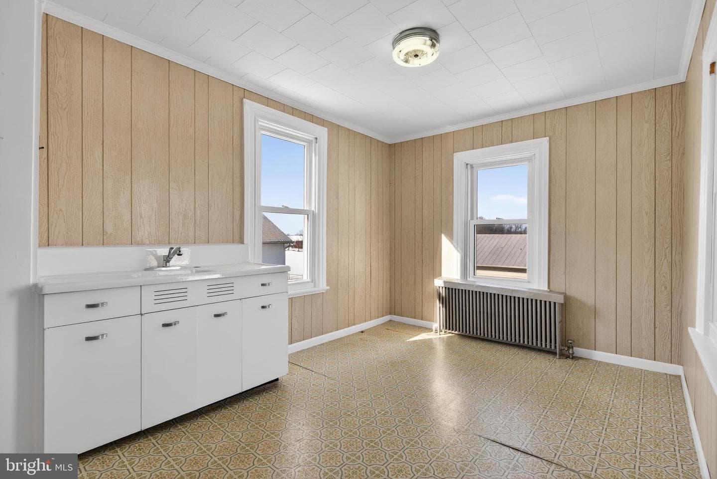 3320 River Road photo 11