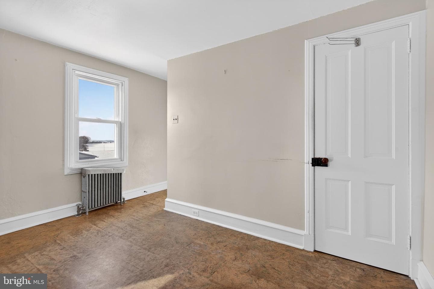 3320 River Road photo 20