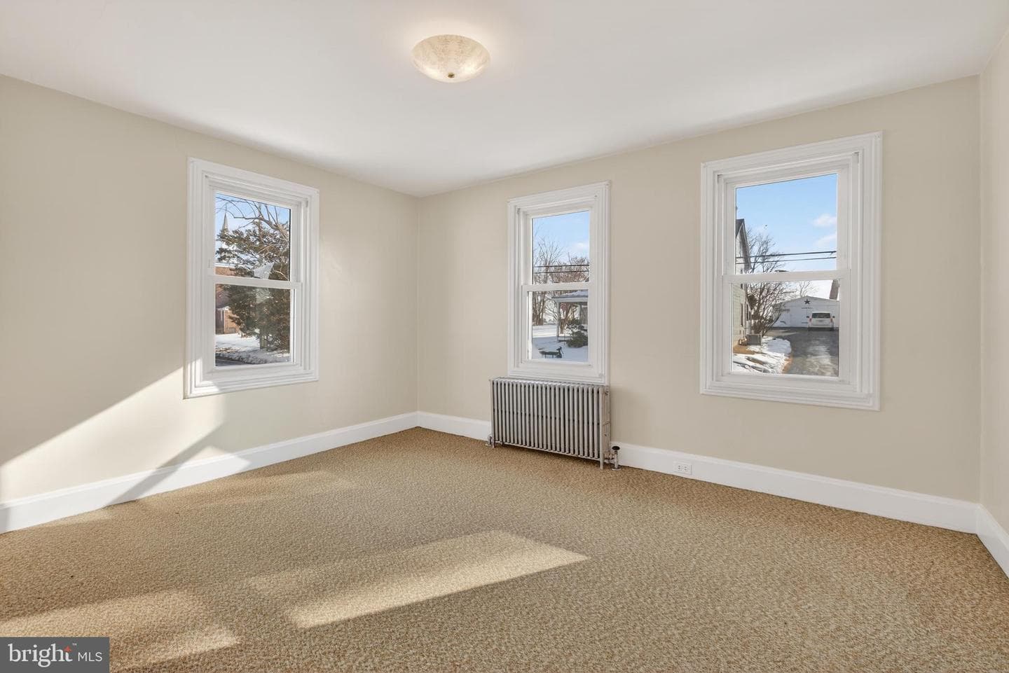 3320 River Road photo 22