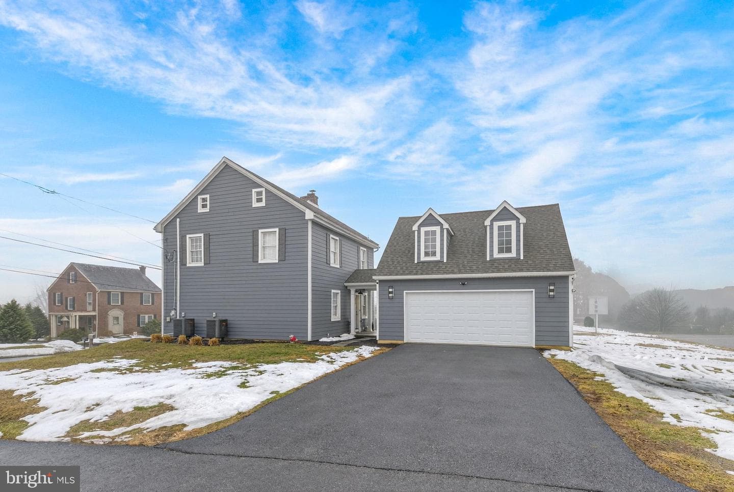 1529 Village Road photo 34