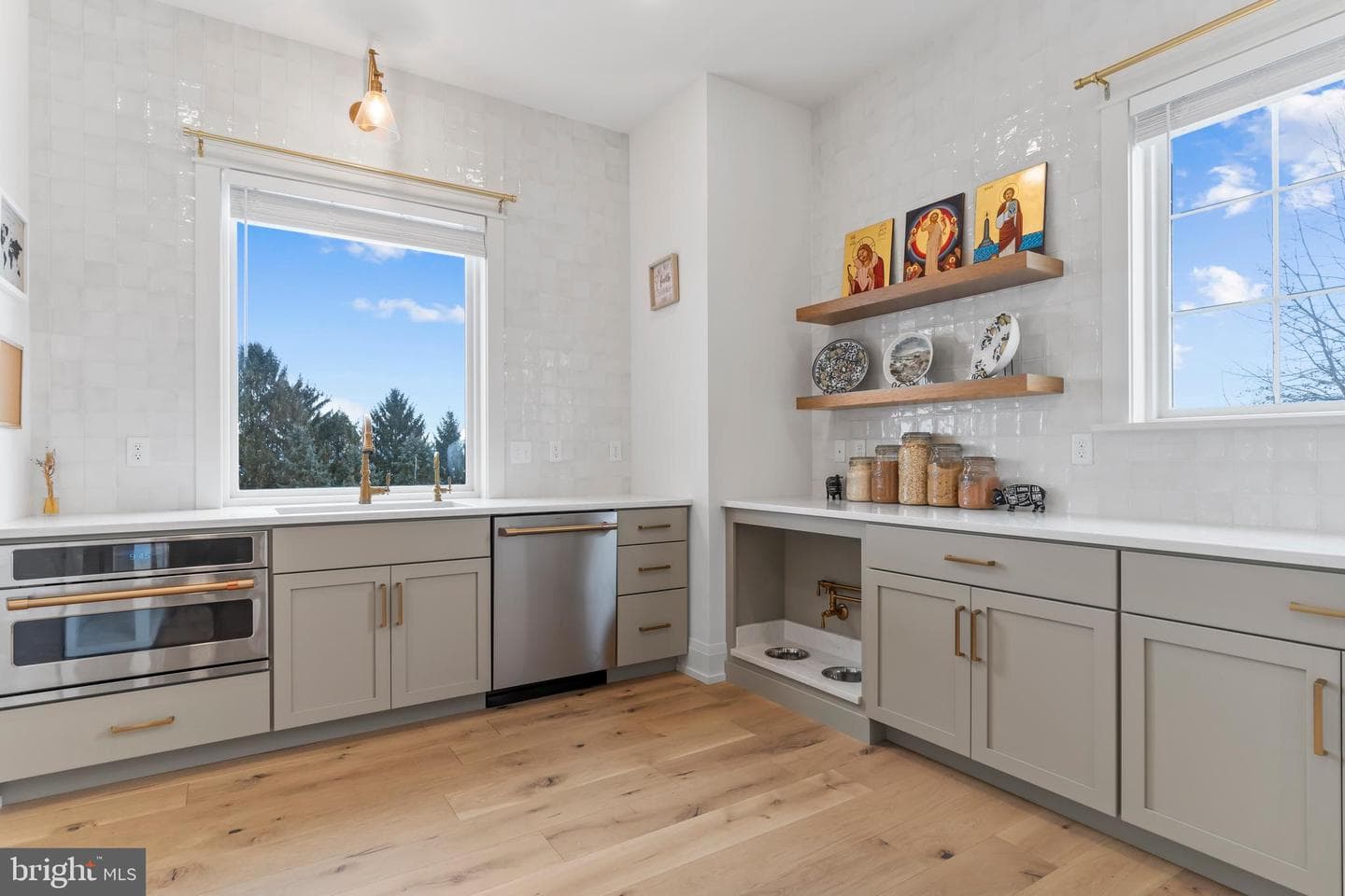 1 Strawberry Lane photo 66