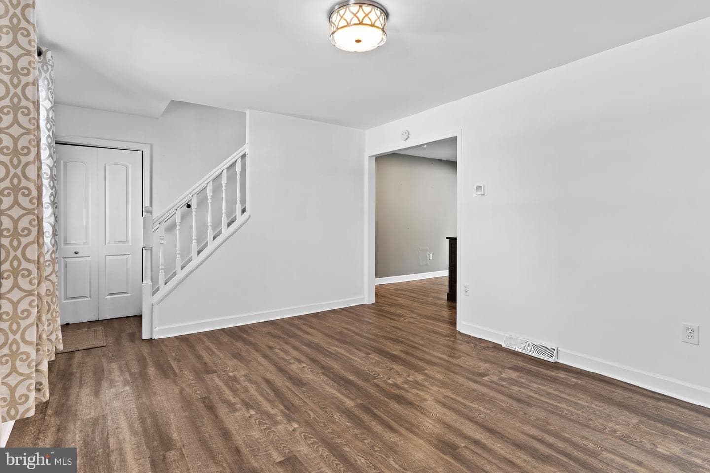 6 Myrtlewood Court photo 14
