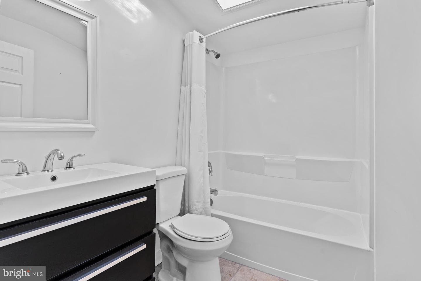 6 Myrtlewood Court photo 28