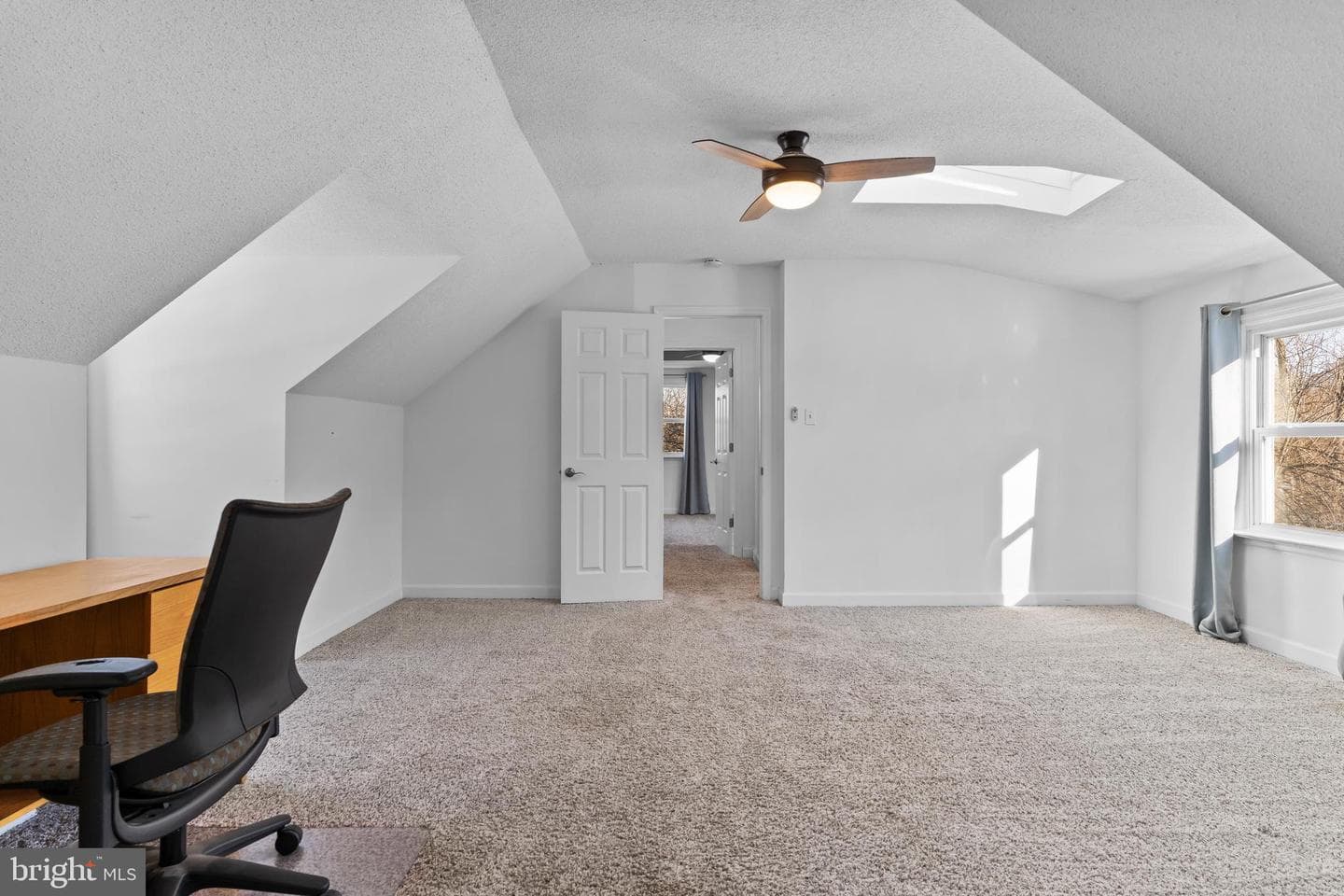6 Myrtlewood Court photo 33