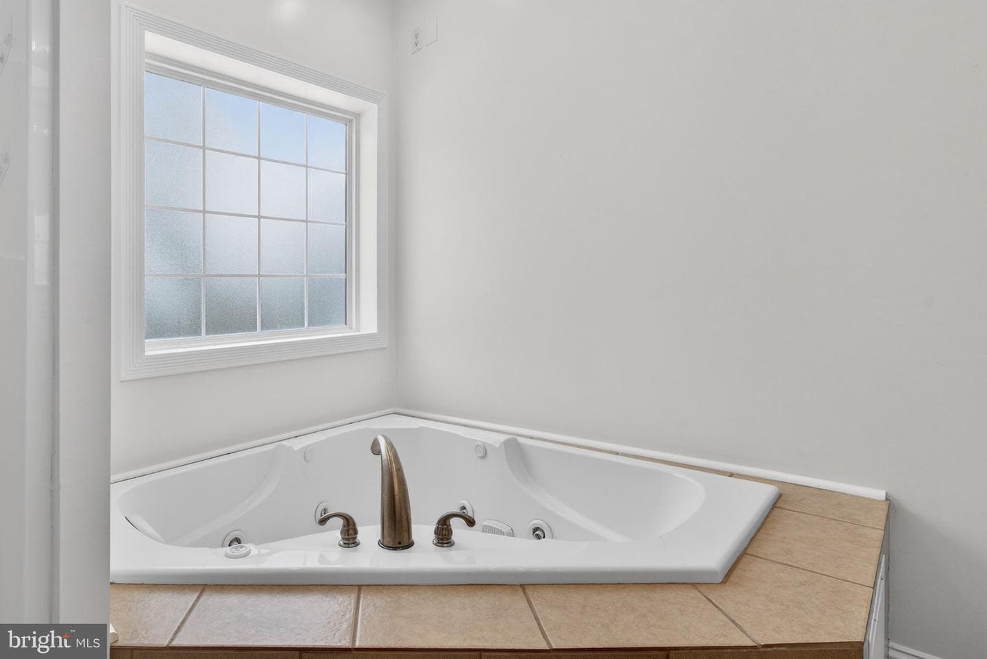 88 Shady Lane photo 25