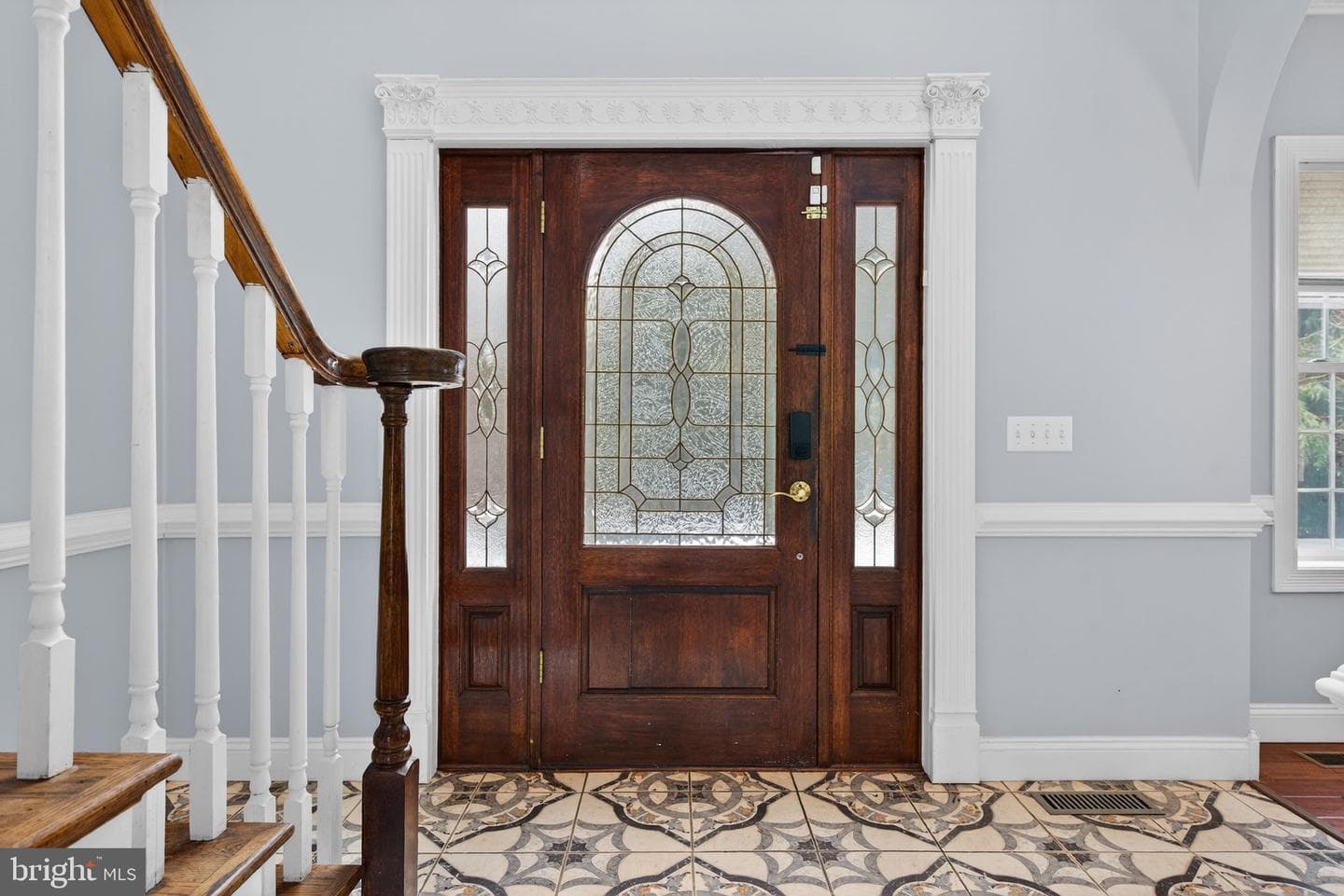 88 Shady Lane photo 4