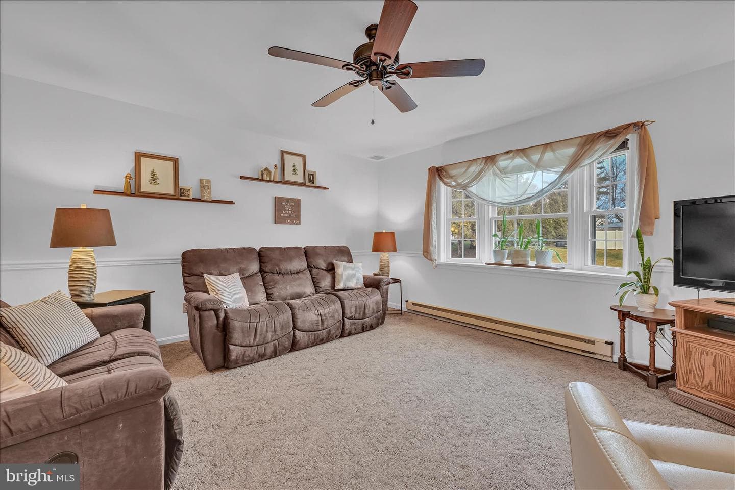 3481 Coronet Avenue photo 8