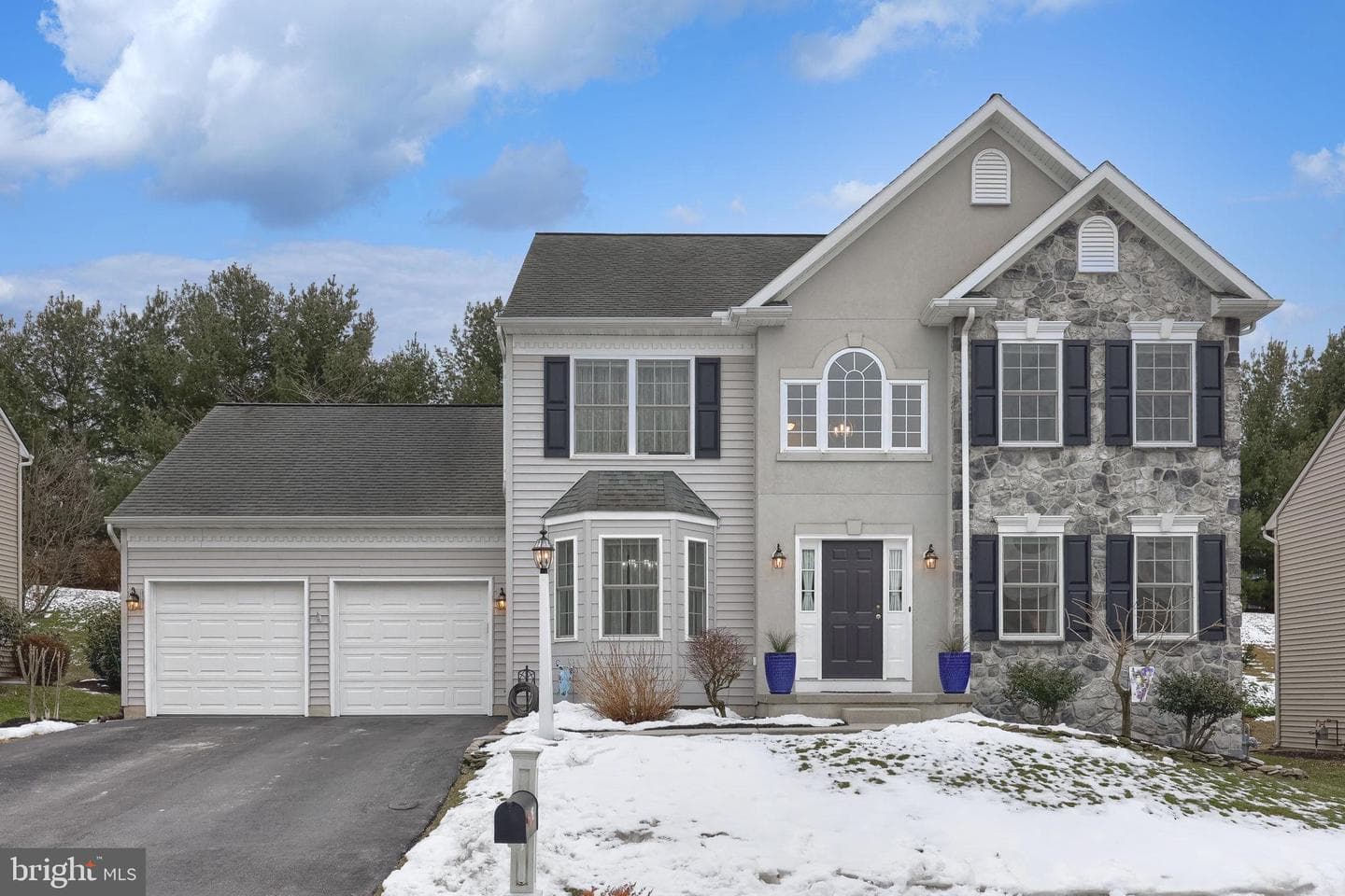 16 Cedar Chase Drive