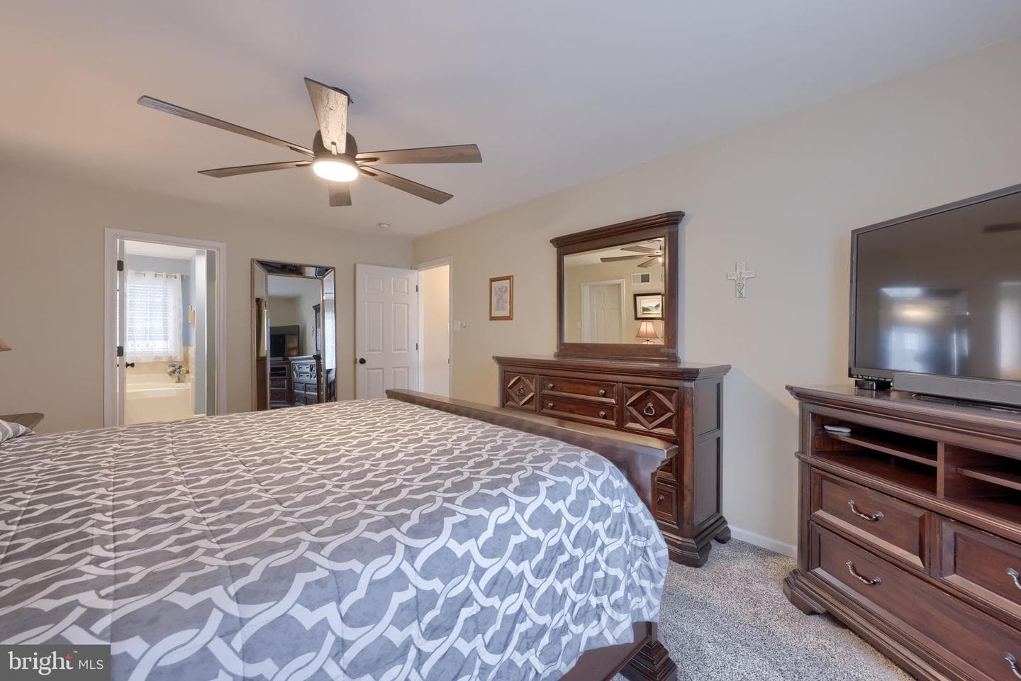 16 Cedar Chase Drive photo 23
