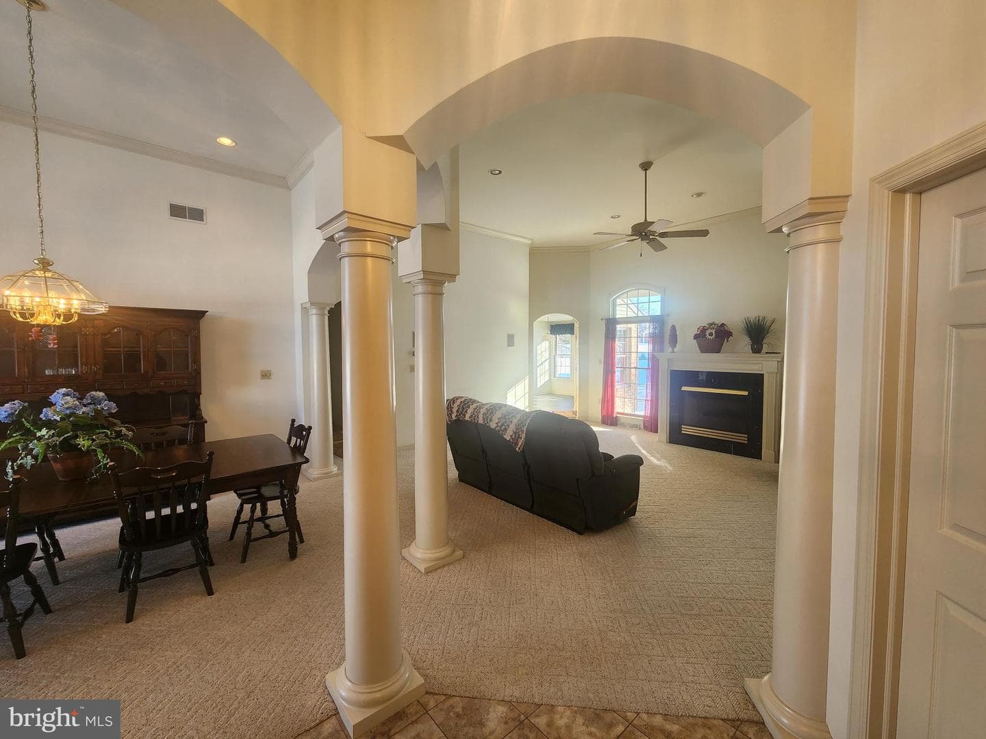 33 Tara Drive photo 12