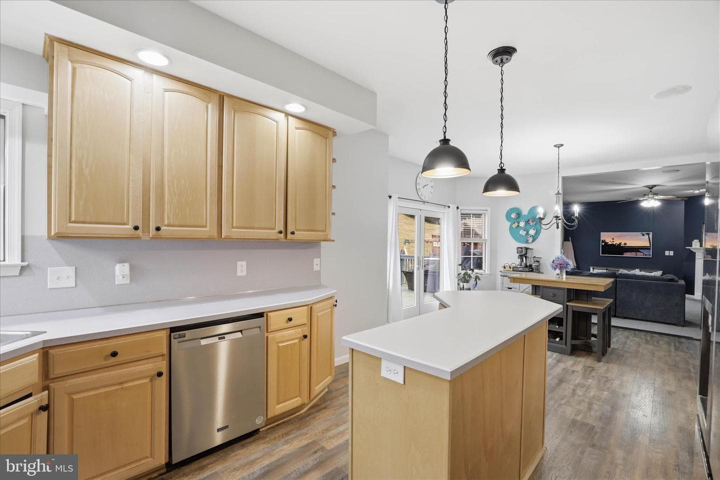44 Silver Drive photo 18