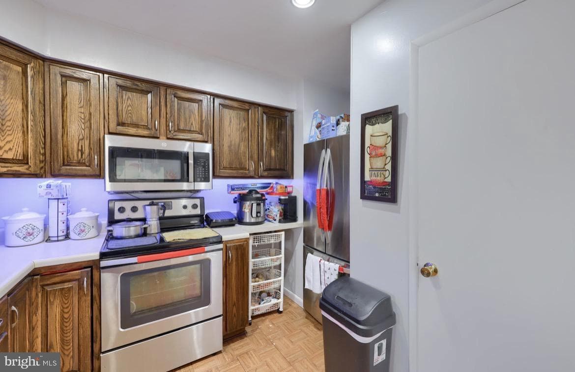1522 Manor Boulevard photo 13