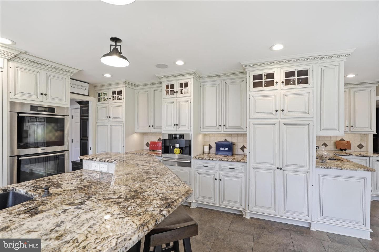 2842 Wimbledon Lane photo 30