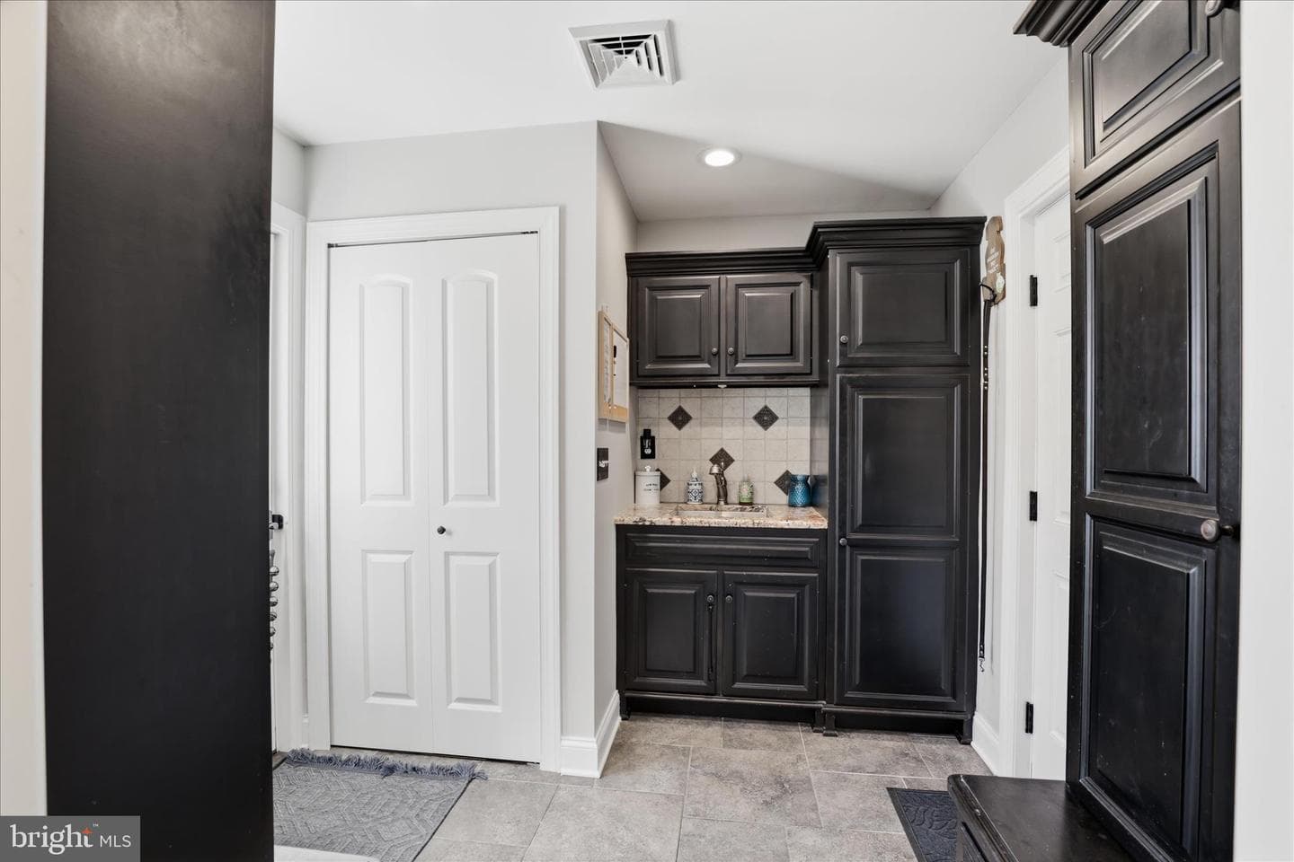 2842 Wimbledon Lane photo 31
