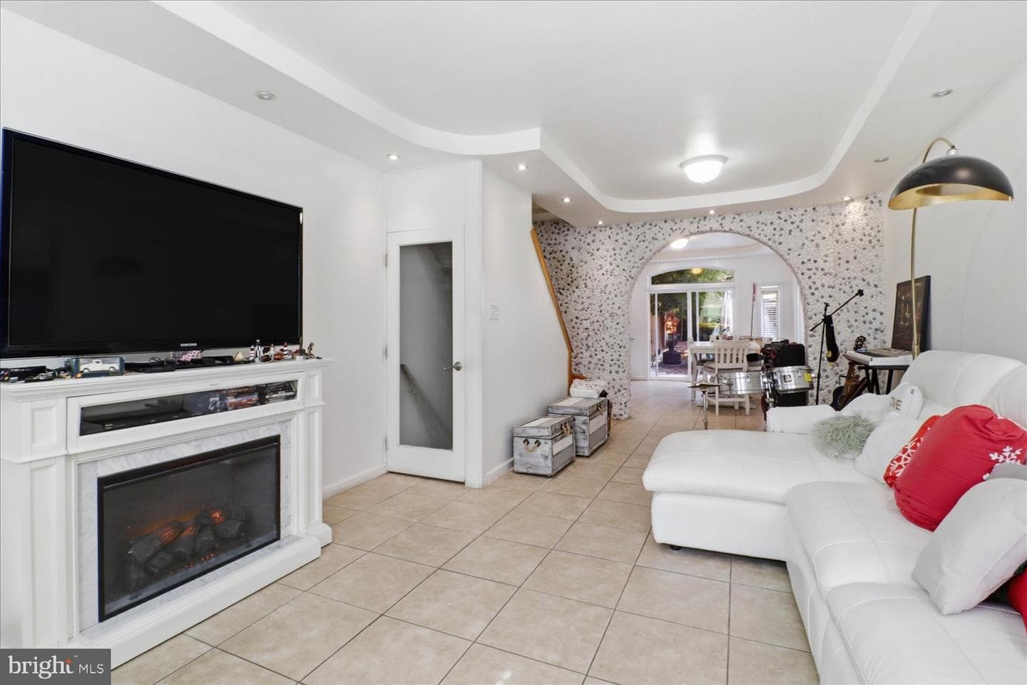 421 W Marion Street photo 9